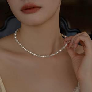 Collar de Perlas de Agua Dulce Naturales 2025 para Mujer, Cadena Minimalista para Clavícula, Estilo Apilado, Chapado en Oro, Plata 925 - Product Image 1