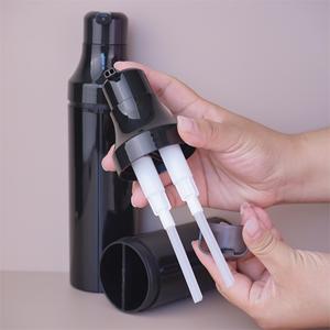 Flacon pompe double compartiment noir brillant 200 à 300 ml en plastique pour coloration capillaire et shampoing, idéal pour salon de coiffure - Product Image 3