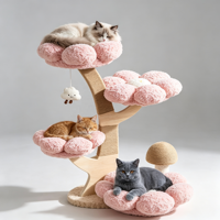 BlossomTree Arbre à chat moderne de luxe de grande taille 90 cm à 4 niveaux, avec perchoirs en peluche rose triple fleur, poteau à gratter en sisal en forme de champignon et jouet nuage