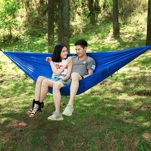 <span class=keywords><strong>Hamac</strong></span> moderne en nylon avec double <span class=keywords><strong>moustiquaire</strong></span> anti-bactérienne pour le camping en <span class=keywords><strong>jungle</strong></span> et l'ameublement extérieur - Product Image 4