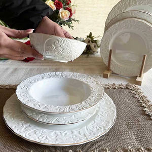 YDY売れ筋リビアチュニジアゴールドリム24個白磁器エンボスセラミックディナープレートとボウルセット食器 - Product Image 3