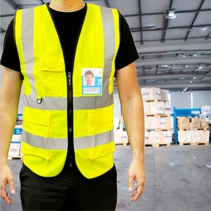 เสื้อกั๊กทำงานโพลีเอสเตอร์ 100% ลดราคาพิเศษ พร้อมกระเป๋าหลายช่อง รับสกรีนโลโก้ เสื้อแจ็คเก็ตนิรภัย - Product Image 1