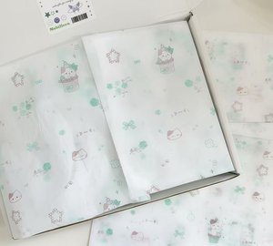 กระดาษห่อของขวัญขนาด 17 กรัม ลายแมวน้อยสีเขียว พร้อมกระดาษห่อของขวัญแบบกำหนดเองได้ - Product Image 1