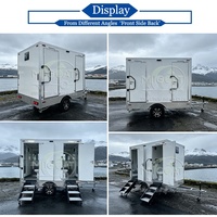 Remorque Sanitaire Mobile à Essieu Unique avec Toilettes, Lavabo et Miroir Intérieur pour Mariages en Plein Air et Chantiers de Construction