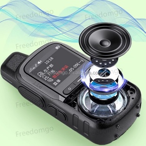 Radio POC 4G Freedomgo FM-600 avec batterie amovible de type C de 5000 km 4G, talkie-walkie portable en anglais avec carte SIM - Product Image 5