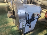 Elektrische Gember En Cassave Kiwi Shredder Machine Automaat Met Motor Kerncomponent Voor Fruit Groenten En Meel