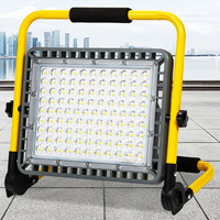 Projecteur d'urgence LED portable rechargeable IP65 100W 200W 300W 400W pour extérieur avec batterie intégrée et fonction de charge d'urgence