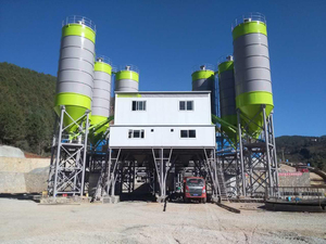 Centrale à béton HZS180D 360 kW à double arbre mélangeur pour projet de pont autoroutier - Product Image 3