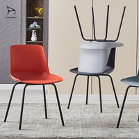 Chaise de salle à manger en plastique PP gris foncé abordable pour café, bistrot, espace commercial