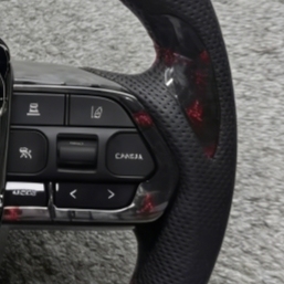 Volante Deportivo de Fibra de Carbono Forjado Rojo con Levas de Cambio, Compatible con <span class=keywords><strong>Toyota</strong></span> <span class=keywords><strong>Corolla</strong></span>, Fortuner, Land Cruiser LC70, Hilux, Camry - Product Image 4