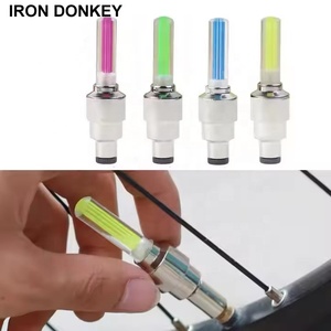 IRONDOENKY moto <span class=keywords><strong>roue</strong></span> lumière pneu Valve <span class=keywords><strong>tige</strong></span> luciole <span class=keywords><strong>roue</strong></span> a parlé lumière vélo LED lumière en plastique - Product Image 6