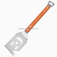 Spatule de barbecue 5 en 1 en acier inoxydable avec manche en bois, spatule de barbecue avec fourchette, couteau, ouvre-bouteille, fonction attendrisseur de viande