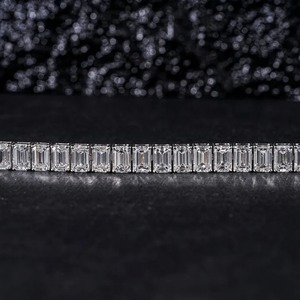 Pulsera de tenis de moissanita de plata de ley 925, la más vendida, para mujer, ideal para fiestas y eventos especiales, disponible a buen precio. - Product Image 3