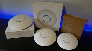 Point d'accès WiFi <span class=keywords><strong>Ubiquiti</strong></span> UniFi U6 Enterprise Haute puissance Gigabit Double bande WIFI6 <span class=keywords><strong>AP</strong></span> sans fil pour plafond - Product Image 4