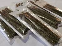 Juguete Masticable de Madera Resistente para Gatos con Tapete Limpiador de Dientes Estilo Matatabi, Juguete para Morder con Hierba Gatera para Uso en Interiores