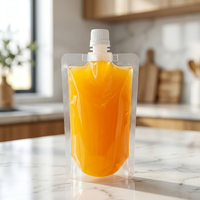 Pochette souple transparente en PE de 0,1 mm avec bec verseur et bouchon à vis blanc pour l'emballage de liquides alimentaires et de boissons