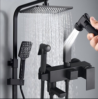 Ensemble de douche moderne noir mat en laiton avec mitigeur rotatif à 4 sorties, douchette pluie carrée et barre coulissante réglable en hauteur