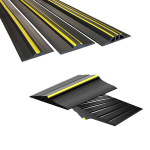 Bande d'étanchéité étanche en caoutchouc <span class=keywords><strong>PVC</strong></span> pour <span class=keywords><strong>seuil</strong></span> inférieur <span class=keywords><strong>de</strong></span> <span class=keywords><strong>porte</strong></span> <span class=keywords><strong>de</strong></span> garage Fabricant <span class=keywords><strong>de</strong></span> bandes d'étanchéité - Product Image 1