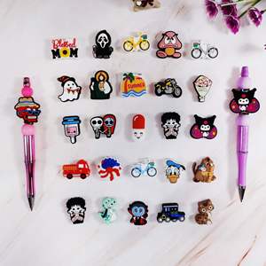 Vente en gros d'attache-sucette Focal pour bébé, <span class=keywords><strong>lot</strong></span> mixte d'accessoires en vrac, perles en silicone personnalisées sur le thème de l'Halloween pour stylos - Product Image 5