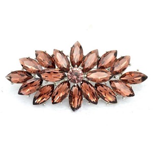 Broche de Cristal de Vidro Multicolorido da Moda, Acessório de Vestuário em Liga Metálica com Cravação Completa - Product Image 4
