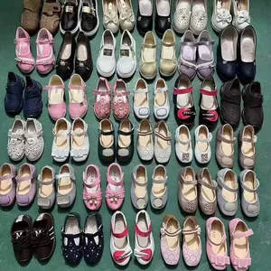 Stock lot wholesale Apparel Baby Prewalk shoes summer girls sandals skechers shoes children flat sandals cute shoes