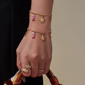 Bracciale, Collana e Orecchini in Acciaio Inox con Zirconi 5A Rosso Corallo, Design Elegante con Polpo e Tartaruga - Product Image 3