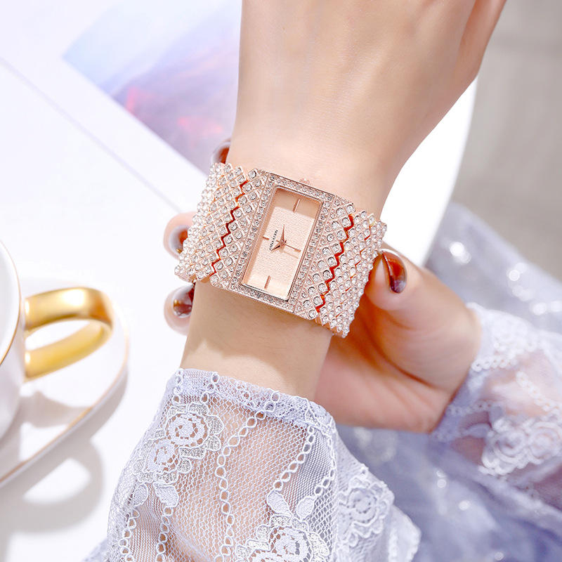 กุหลาบทอง-ใหญ่