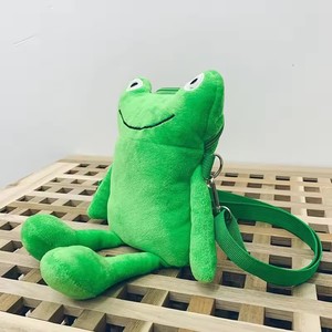 Sac bandoulière créatif en peluche grenouille verte style dessin animé pour femme, pratique pour cosmétiques et bijoux, sac messager mignon - Product Image 6
