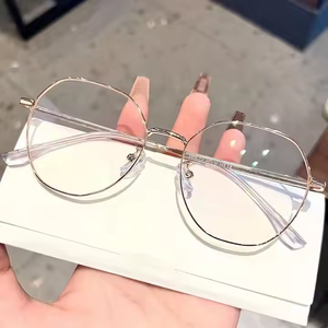 نظارات مستديرة مضادة للضوء الأزرق رائجة البيع بالجملة، تصميم عصري عالي الجودة للجنسين، نظارات بصرية مستديرة مضادة للضوء الأزرق - Product Image 6