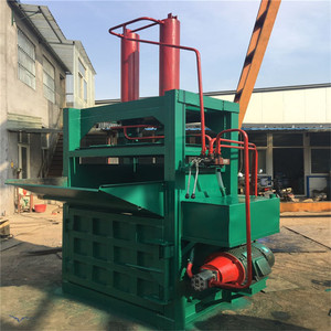 Presse hydraulique Longmiao avec moteur et PLC pour bouteilles PET - Haute sécurité, idéale pour les petits centres de recyclage - Product Image 2