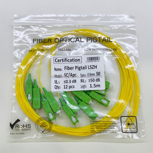 Suministro de fábrica: Pigtail de fibra óptica monomodo SC/APC de 12 núcleos, LSZH, 0.9mm, 1.5M opcional para empalme FTTH CATV ODF - Product Image 1