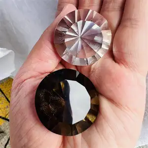 Piedra natural tallada claro ahumado cuarzo cristal diamante forma múltiples facetas cristal Vogel para la curación