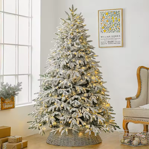 <span class=keywords><strong>Sapin</strong></span> <span class=keywords><strong>de</strong></span> Noël artificiel en épicéa <span class=keywords><strong>de</strong></span> haute qualité, respectueux <span class=keywords><strong>de</strong></span> l'environnement, style <span class=keywords><strong>conte</strong></span> <span class=keywords><strong>de</strong></span> fées, lumières LED blanc chaud, finition en velours recouvert <span class=keywords><strong>de</strong></span> neige - Product Image 1