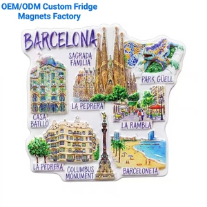 Imán de Refrigerador Personalizado con Relieve 3D de Poliresina, Recuerdo de <span class=keywords><strong>Barcelona</strong></span>, España, Sagrada Familia, Gaudí - Product Image 1