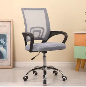 Vente en gros d'usine de chaise de patron en Indonésie chaises de massage ergonomiques pour jeux vidéo chaise de bureau pivotante et inclinable