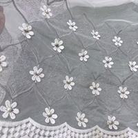 Tissu de rideau transparent brodé en gros, rideaux en tulle à relief 3D, approvisionnement en vrac, prix direct usine, faible MOQ accepté