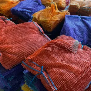 Großhandel 50*80cm 25kg 30kg Gemüse Netz säcke PE Raschel PE Mesh Bag Für Kartoffel Zwiebel Verpackung