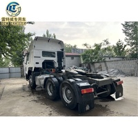 Sinotruk Howo 420 Hp 371hp 6x4 10 roues Euro2 moteur diesel camion de tête de remorque à usage intensif camions tracteurs d'occasion à vendre