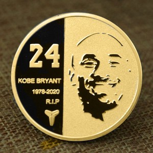 Moneta Commemorativa Placcata in Oro 24K di <span class=keywords><strong>Kobe</strong></span> <span class=keywords><strong>Bryant</strong></span>, Distintivo Metallico in Rilievo da Collezione, Regalo per i Fan - Product Image 4