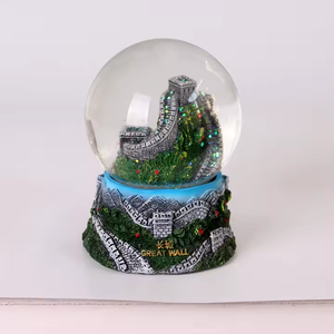 Souvenir creativo in resina grande <span class=keywords><strong>parete</strong></span> di neve globo personalizzato Glitter per il globo di neve per la decorazione della casa - Product Image 3