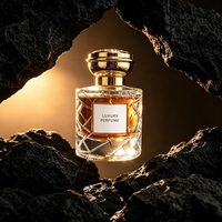 Flacon de parfum rond en verre exquis de 50 ml avec pompe, flacon pulvérisateur transparent avec boîte, logo personnalisé