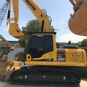 Mini-excavatrice sur chenilles Komatsu PC200-7 d'occasion, poids opérationnel de 1,8 tonne, entièrement opérationnelle, pompe hydraulique Kawasaki, moteur Hino. - Product Image 6