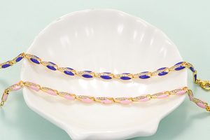 <span class=keywords><strong>Bracelet</strong></span> à breloques réglable en cuivre plaqué <span class=keywords><strong>or</strong></span> avec zircon, chaîne à maillons en forme <span class=keywords><strong>de</strong></span> grains <span class=keywords><strong>de</strong></span> <span class=keywords><strong>café</strong></span> en émail néon coloré, design bohème pour femmes - Product Image 3
