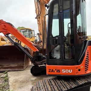 Excavatrice sur chenilles Hitachi ZX50U d'occasion à prix raisonnable avec moteur, boîte de vitesses, PLC - 5,33 tonnes de poids opérationnel, en vente chaude - Product Image 4