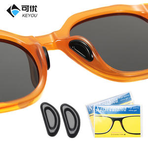 Coussinets de nez en silicone Keyou pour lunettes, antidérapants, noirs transparents, épaisseur 1,0 mm - Product Image 1