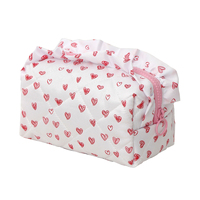 Sac de rangement cosmétique matelassé tendance pour filles avec imprimé cœur, léger, pour femmes, avec volants, pour le voyage