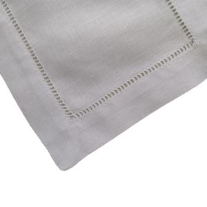 ผ้าเช็ดปากค็อกเทลผ้าลินินปักลาย  ปักอักษรย่อตามสั่ง ผ้าลินินแท้ 100% สำหรับงานแต่งงาน งานเลี้ยง ร้านอาหาร บาร์ ผ้าปูโต๊ะ รับผลิตแบบ OEM - Product Image 4