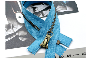 No. Cierre Metálico de 5 Dientes en Forma de Y, Color Plateado, Alta Calidad Cremallera Metálica de Longitud Personalizada de 5 Pulgadas - Product Image 4