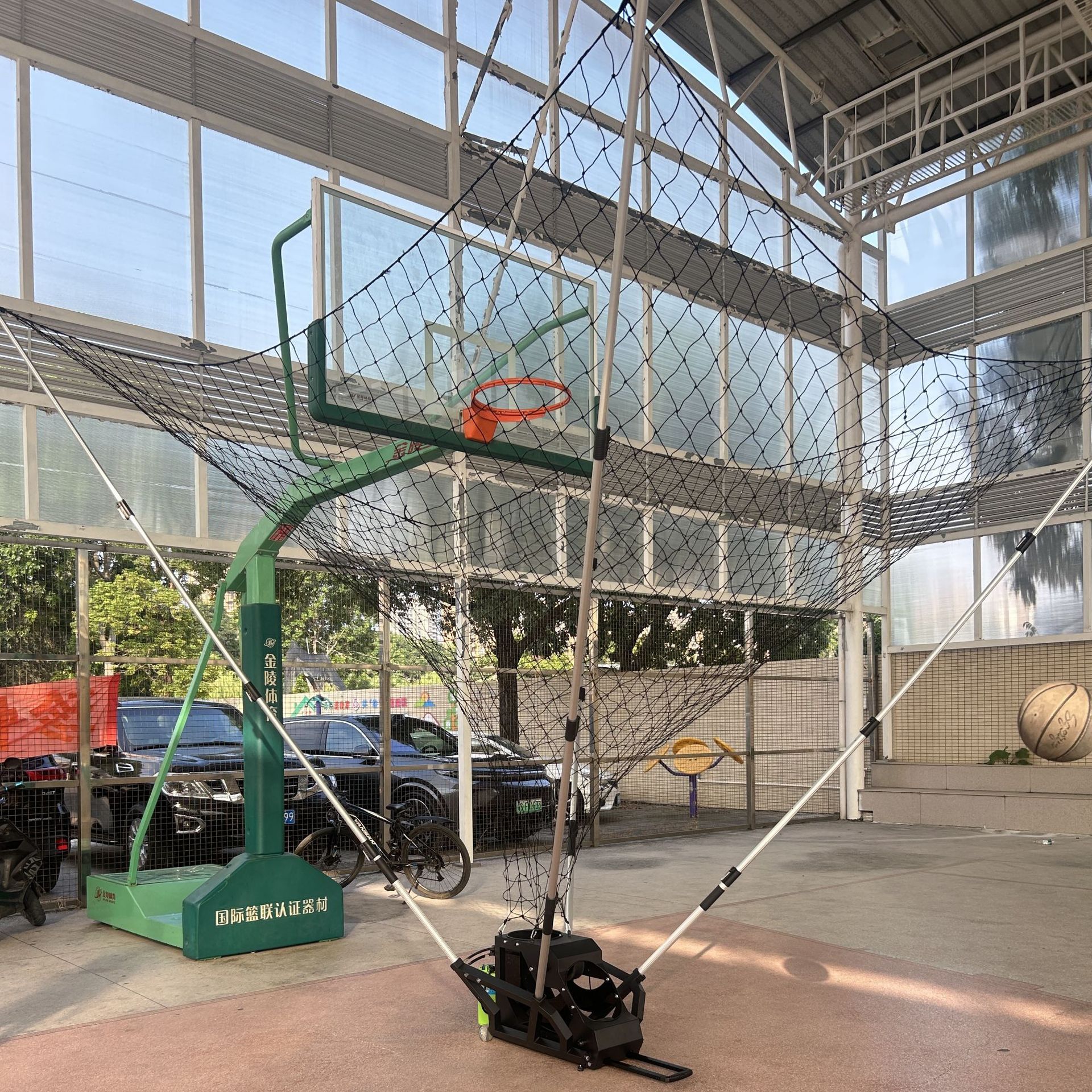 Car-Mounted Electronic Shooting Frame Automatic Basketball Serving Machine for Training Small Basketball Equipment