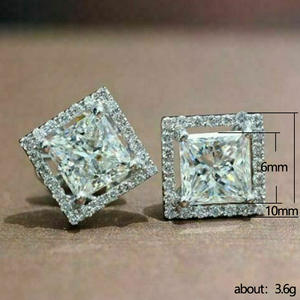 Orecchini in Oro Bianco con Diamanti Taglio Principessa, Colore D, Certificati GIA, Gioielli Classici da Donna per Fidanzamento - Product Image 4